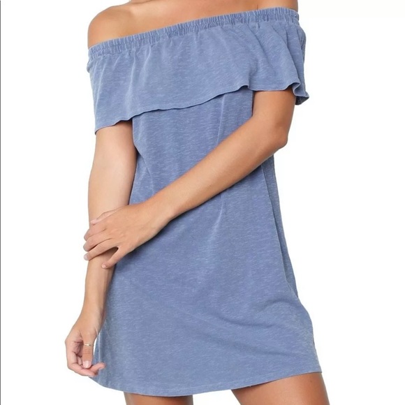 Sundry Dresses & Skirts - Sundry off the shoulder dress ruffle blue sz 2 M